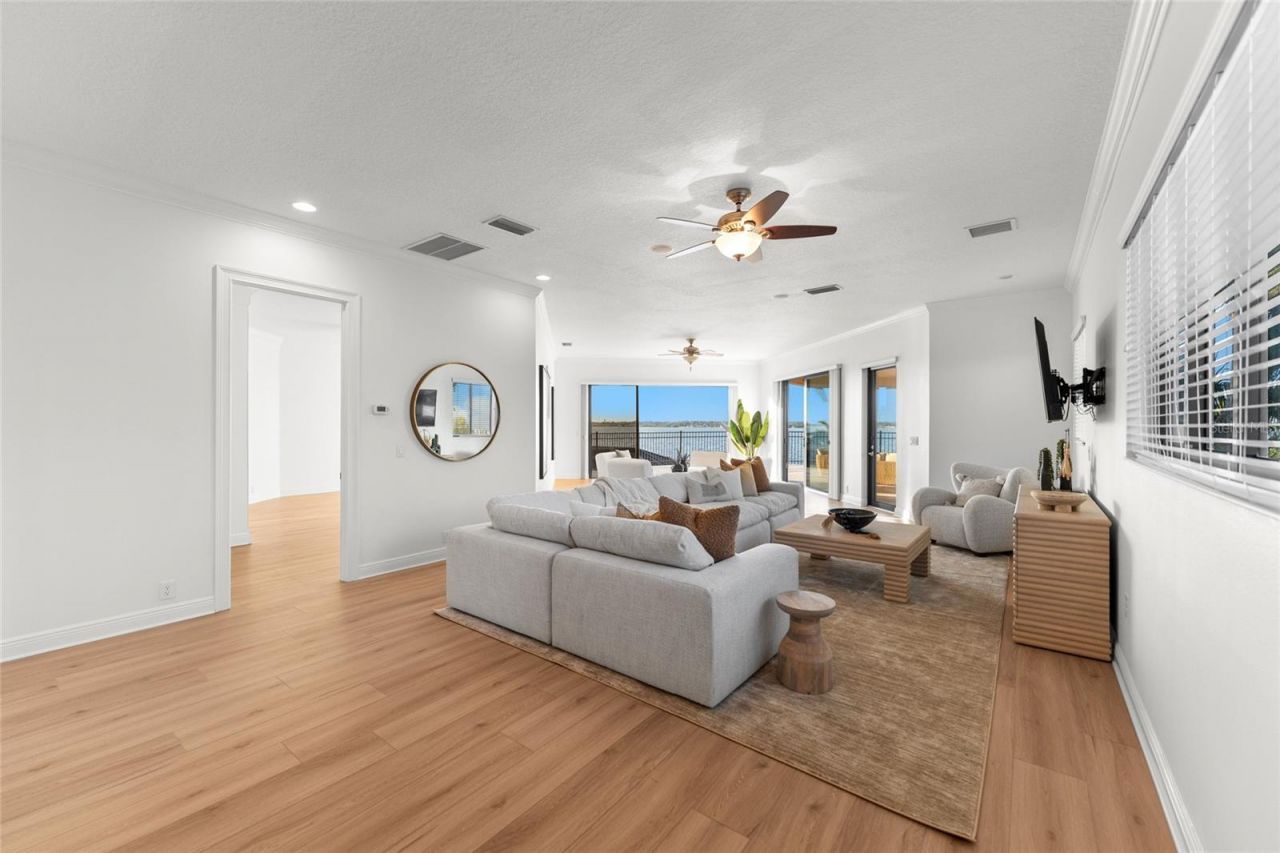 4003 Hawk Island Drive, Bradenton, FL 34208 Photo