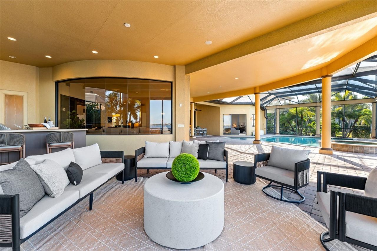 4003 Hawk Island Drive, Bradenton, FL 34208 Photo