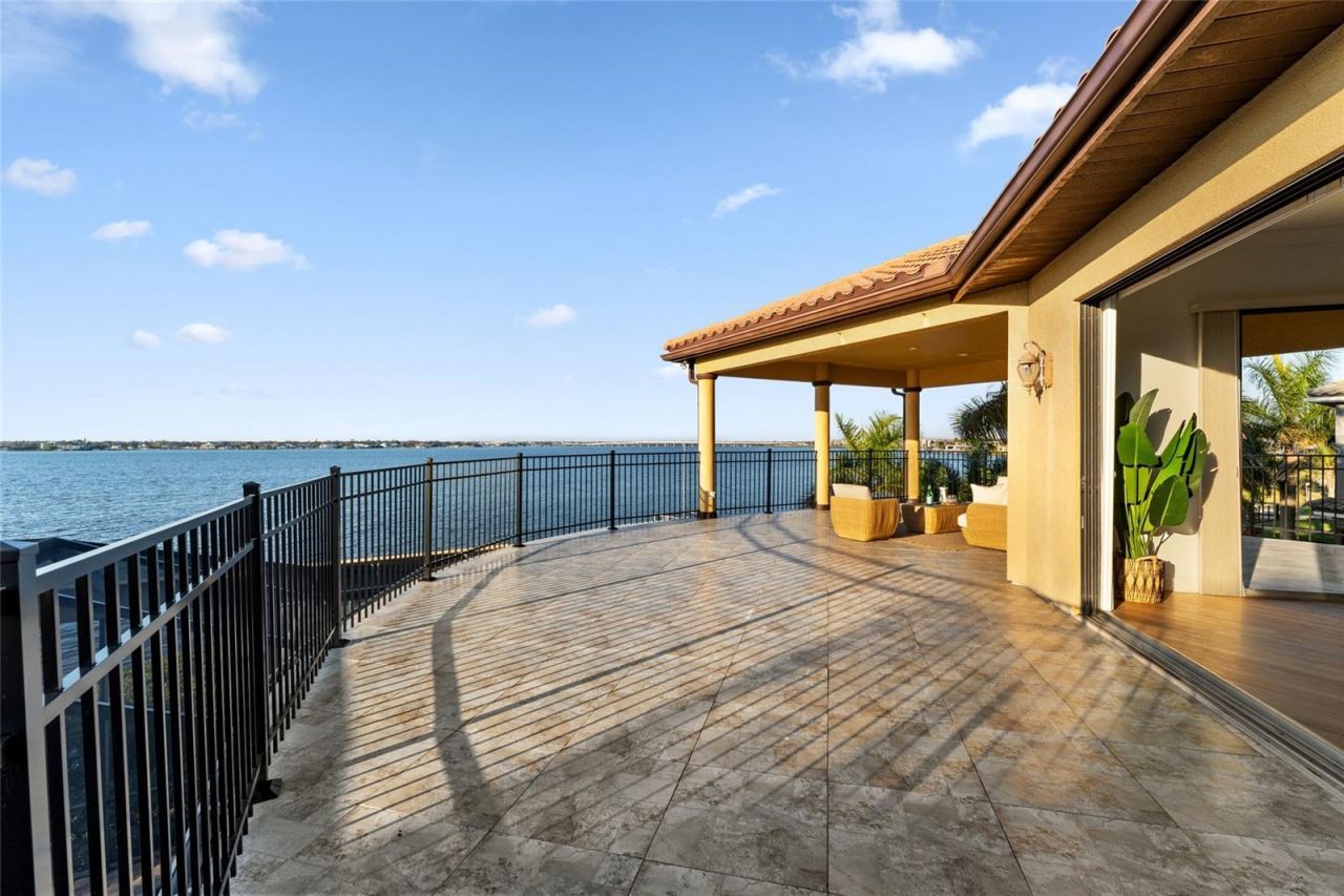 4003 Hawk Island Drive, Bradenton, FL 34208 Photo