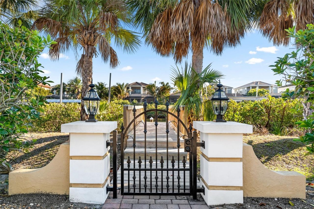 4003 Hawk Island Drive, Bradenton, FL 34208 Photo