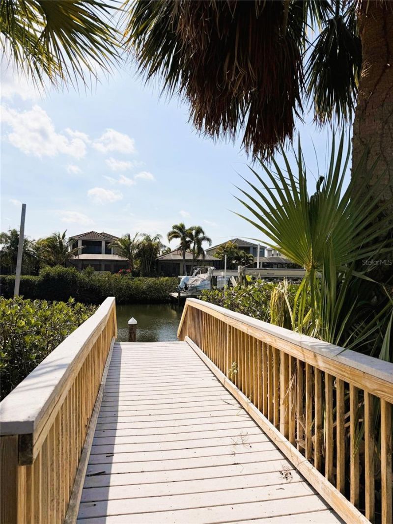 4003 Hawk Island Drive, Bradenton, FL 34208 Photo