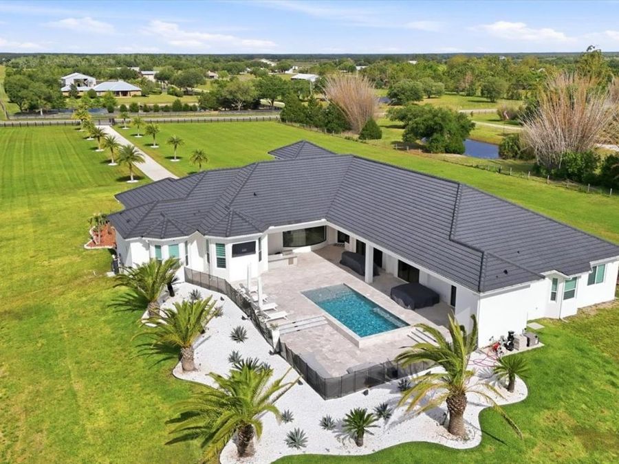 Property Image 61