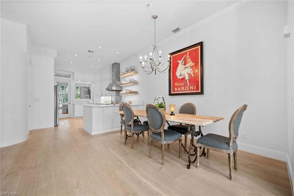 443 8th Ave S, Unit 104, Naples, FL 34102 Photo