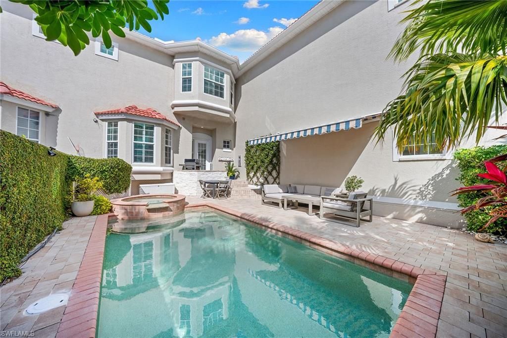 443 8th Ave S, Unit 104, Naples, FL 34102 Photo