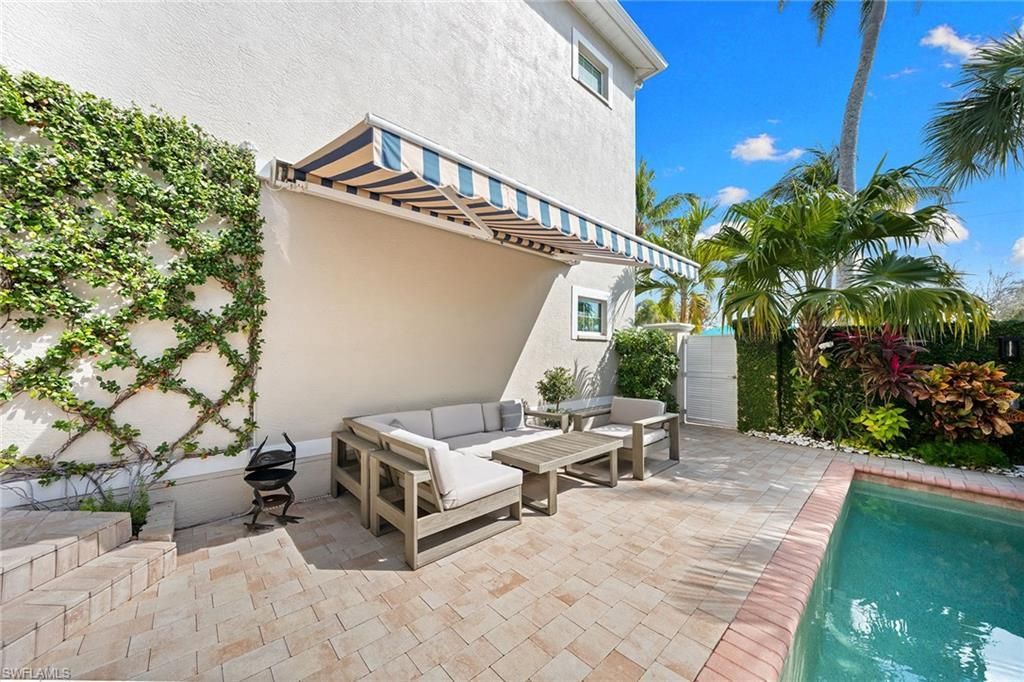 443 8th Ave S, Unit 104, Naples, FL 34102 Photo