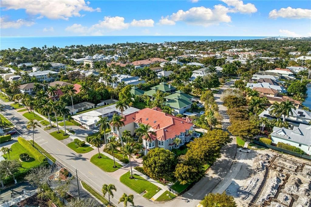 443 8th Ave S, Unit 104, Naples, FL 34102 Photo