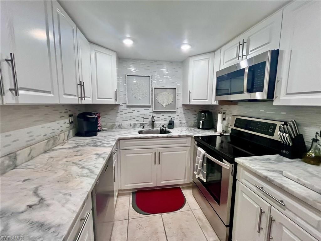 159 Teryl Rd, Unit 2, Naples, FL 34112 Photo