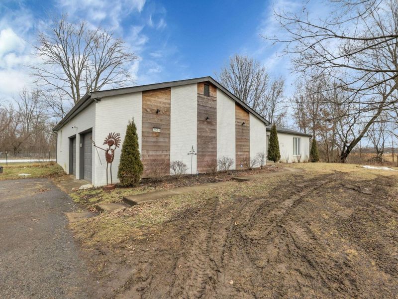 7554 Palmer Road SW, Etna, OH 43062 Photo 4