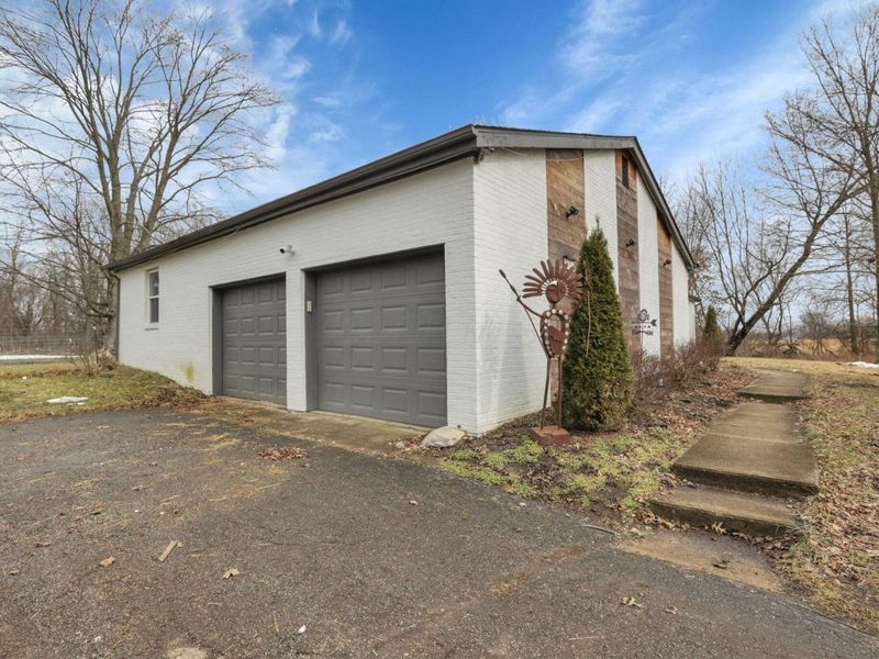 7554 Palmer Road SW, Etna, OH 43062 Photo 5