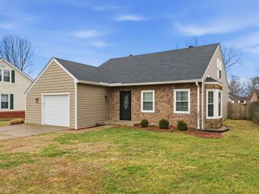 1120 Wood Ridge Road, Lexington, KY 40514