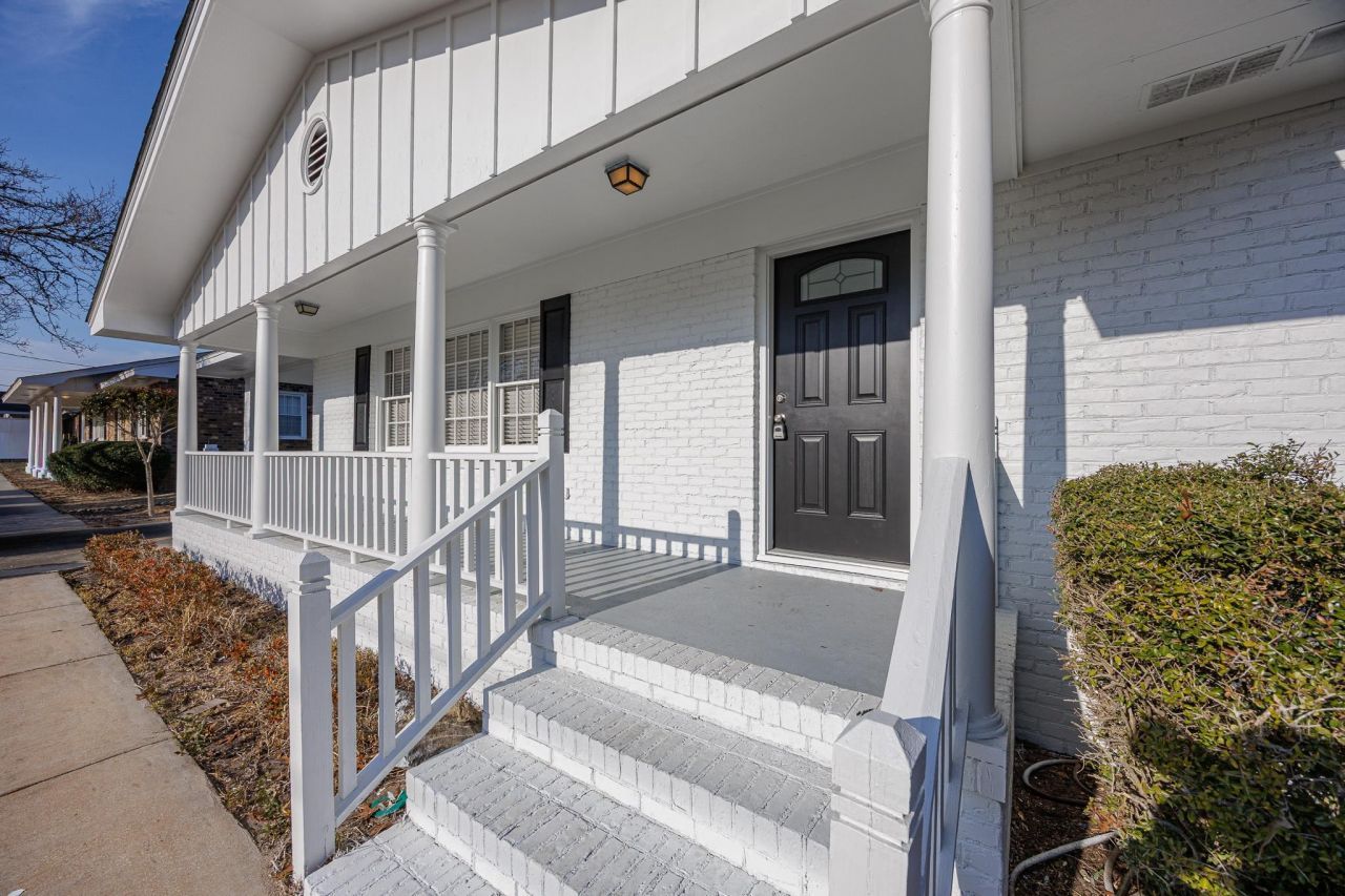 508 61st Ave. N Photo 5