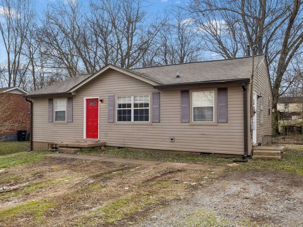 1554 Cherry Tree Dr, Clarksville, TN 37042