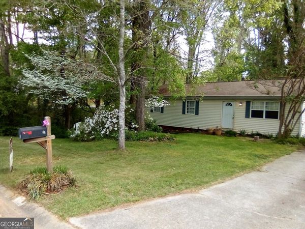 1698 Stag Court NW, Conyers, GA 30012