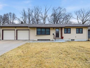601 N HAZEL Street, GLENWOOD, IA 51534
