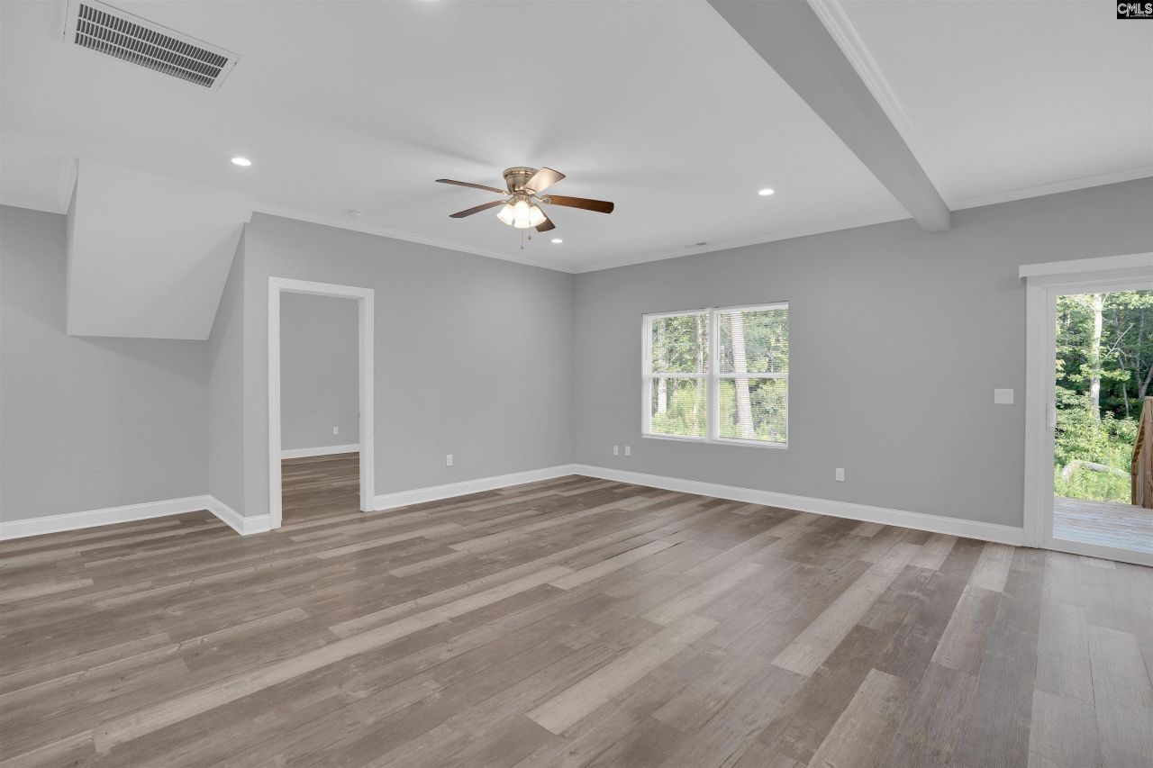 208 Brookhill W Street  Photo 5