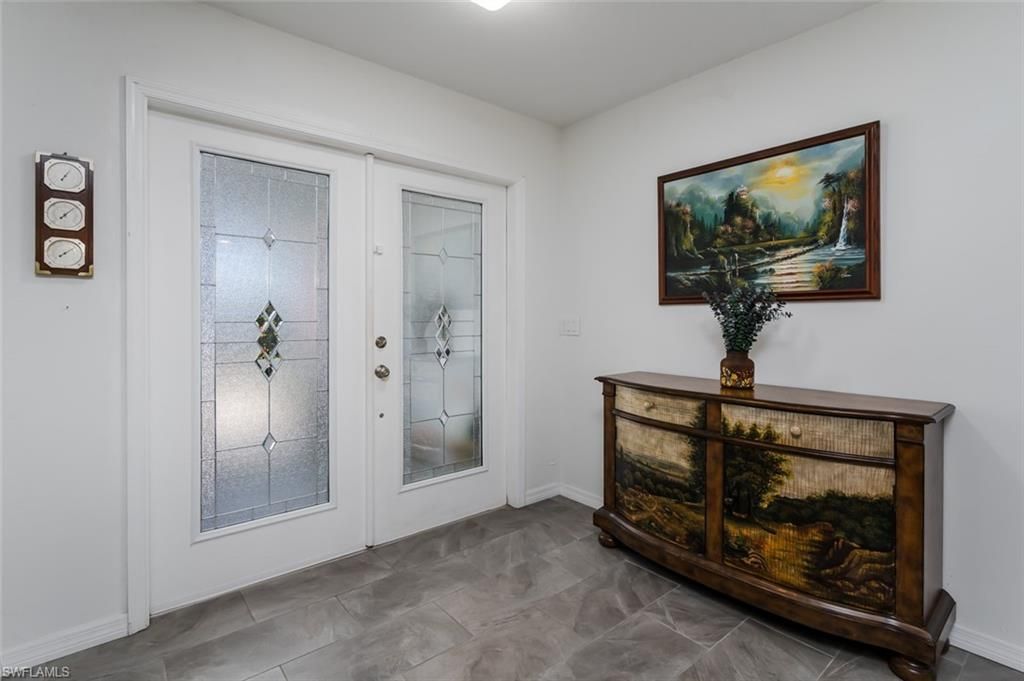 661 E Valley Dr, Bonita Springs, FL 34134 Photo