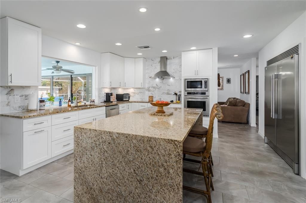 661 E Valley Dr, Bonita Springs, FL 34134 Photo