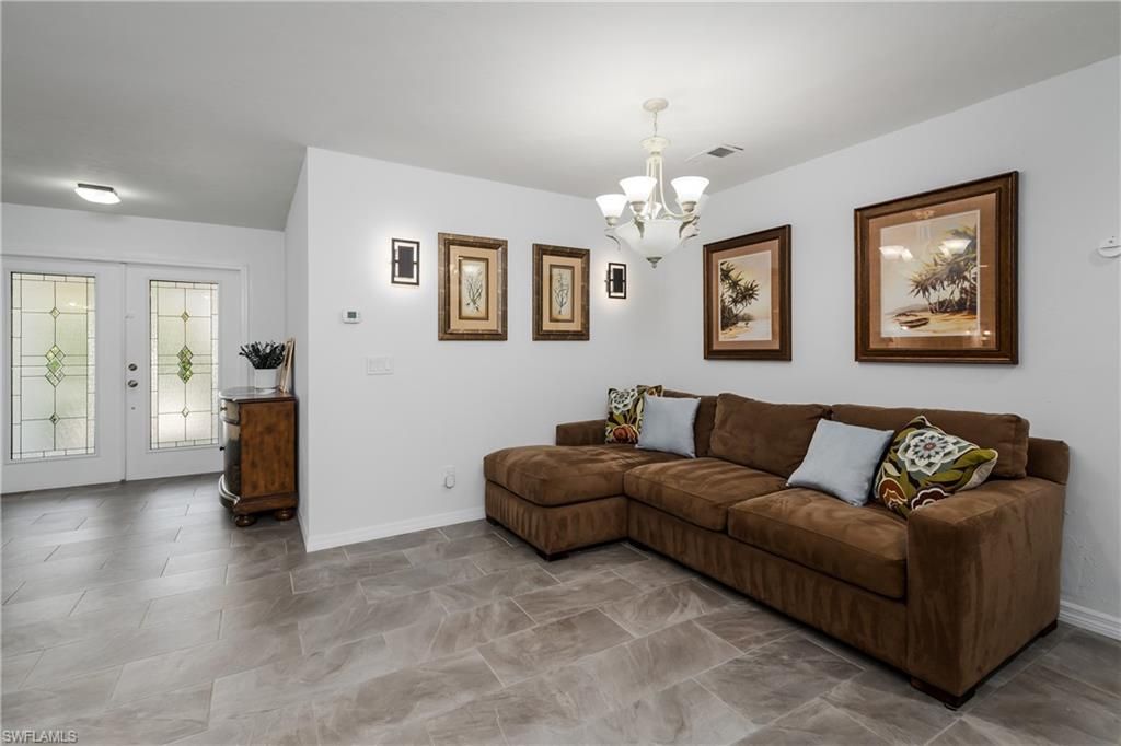 661 E Valley Dr, Bonita Springs, FL 34134 Photo