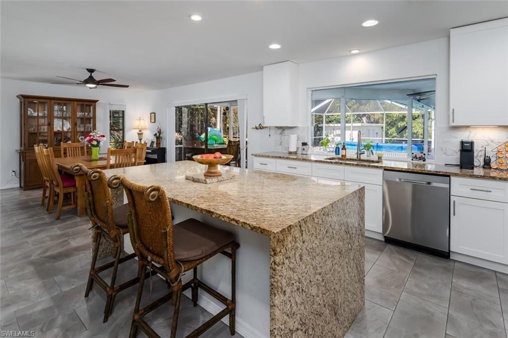 661 E Valley Dr, Bonita Springs, FL 34134 Photo