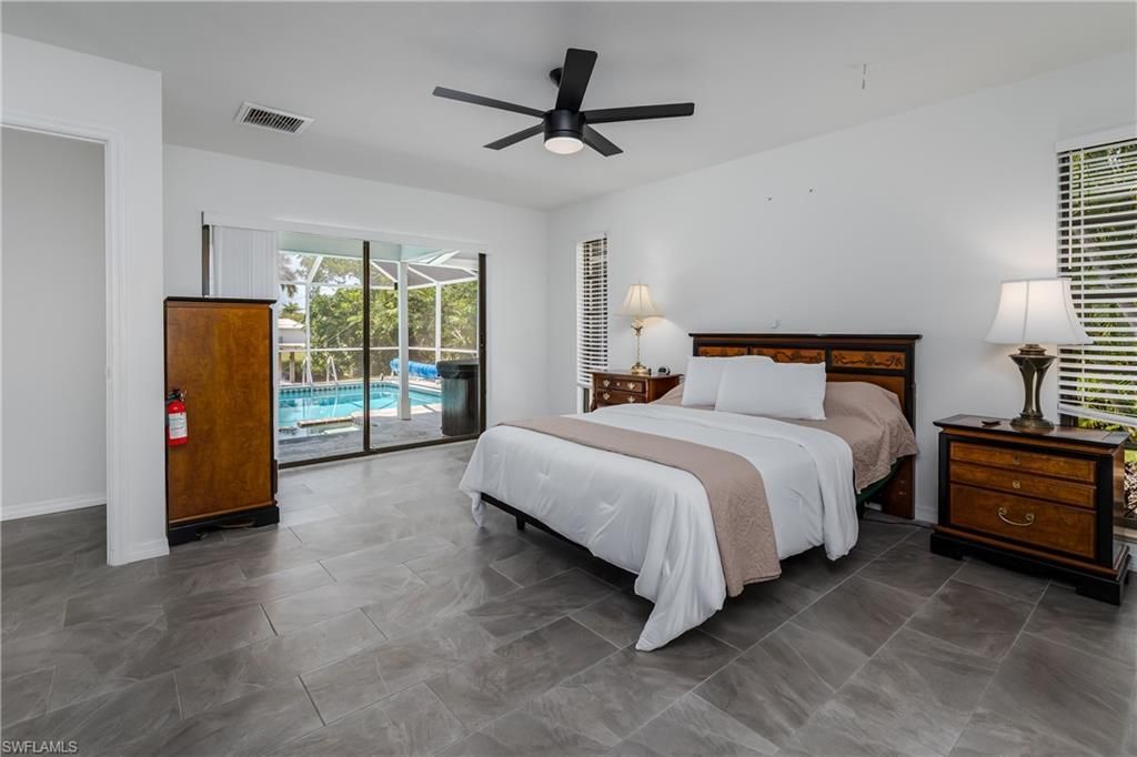 661 E Valley Dr, Bonita Springs, FL 34134 Photo
