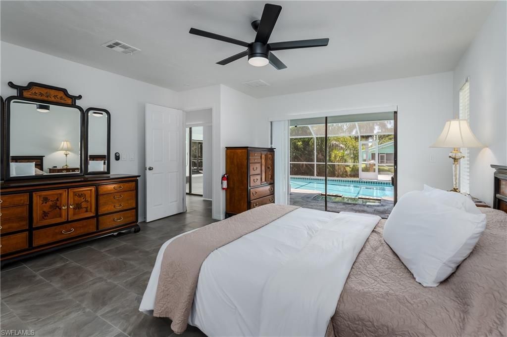 661 E Valley Dr, Bonita Springs, FL 34134 Photo