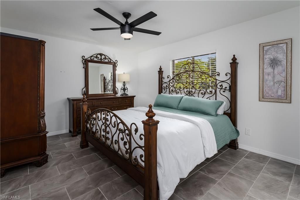 661 E Valley Dr, Bonita Springs, FL 34134 Photo