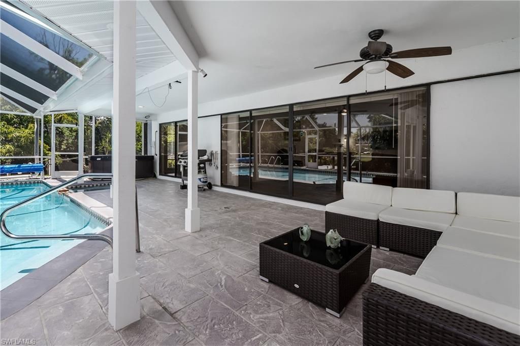 661 E Valley Dr, Bonita Springs, FL 34134 Photo