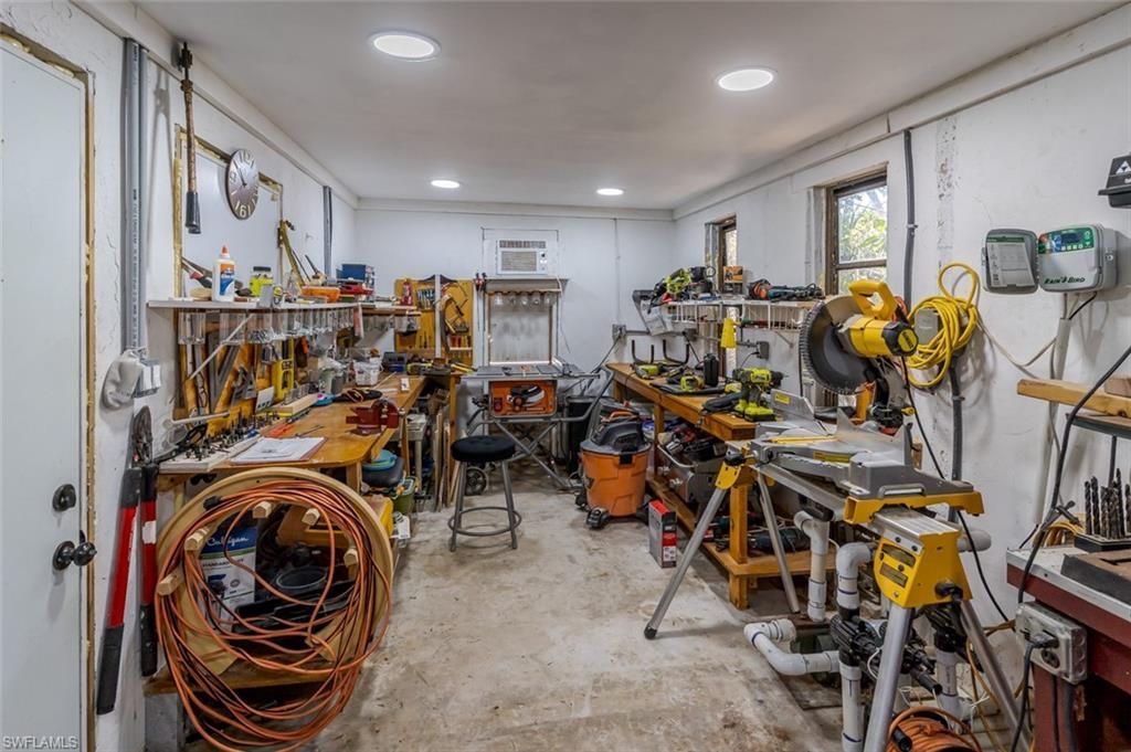 661 E Valley Dr, Bonita Springs, FL 34134 Photo