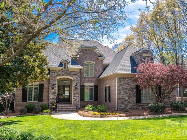 4628 Sierra View Drive, Denver, NC 28037