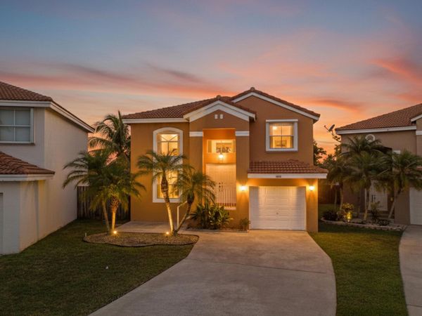 1895 Vista Way, Margate, FL 33063