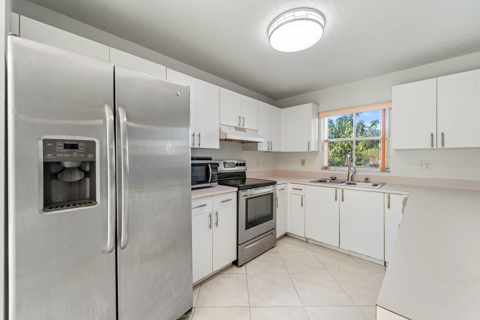 1895 Vista Way, Margate, FL 33063 Photo