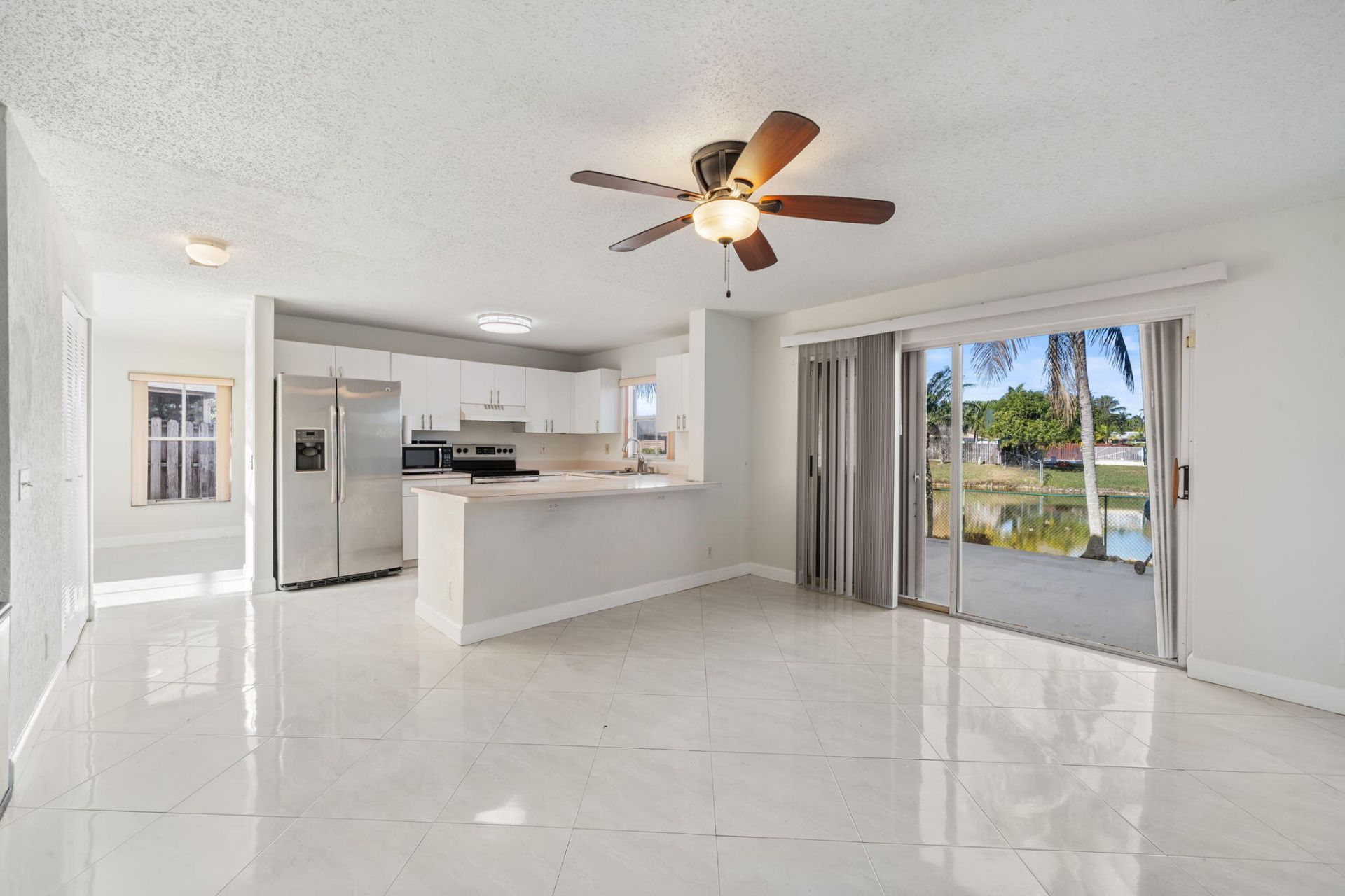 1895 Vista Way, Margate, FL 33063 Photo