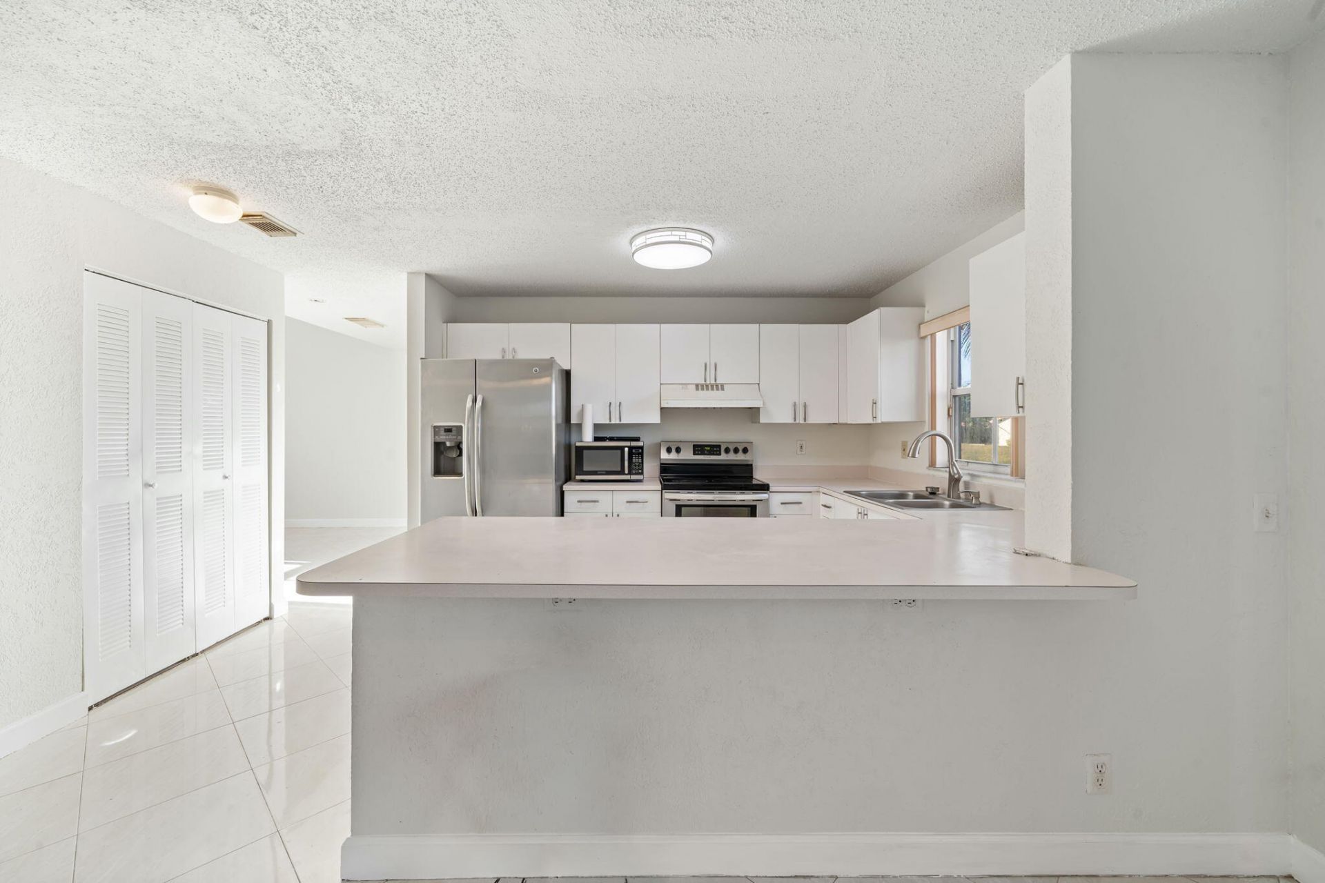 1895 Vista Way, Margate, FL 33063 Photo