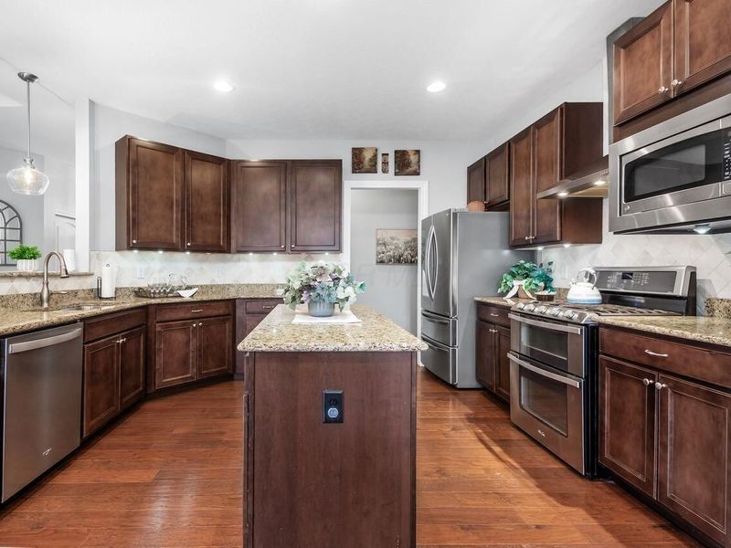 1896 Sulton Court, Grove City, OH 43123 Photo 16