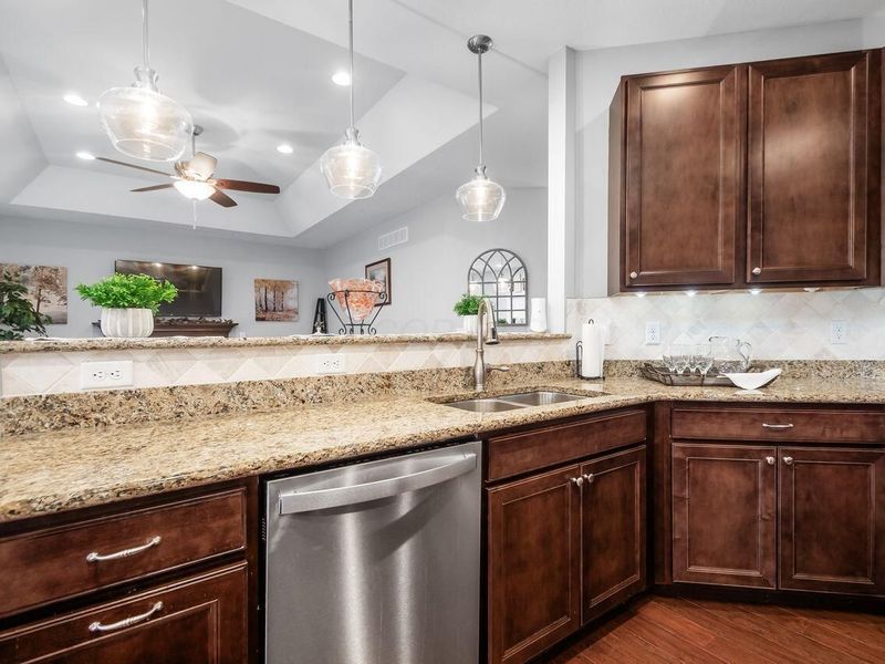 1896 Sulton Court, Grove City, OH 43123 Photo 18