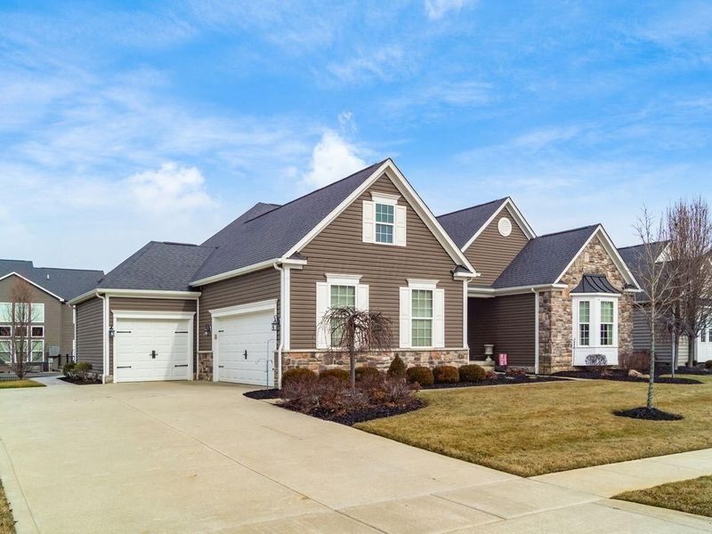 1896 Sulton Court, Grove City, OH 43123 Photo 2