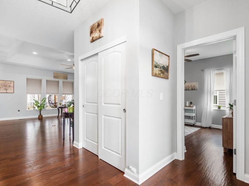 1896 Sulton Court, Grove City, OH 43123 Photo 7