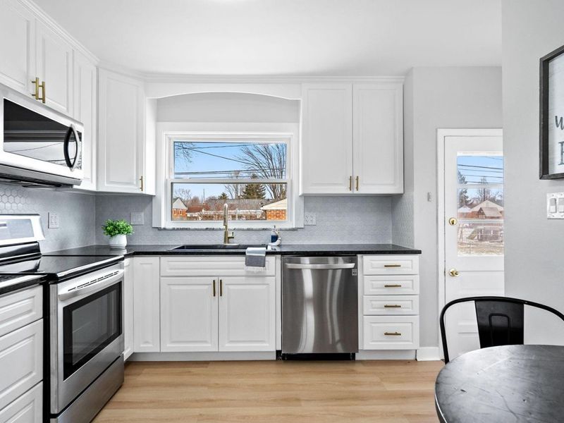 4024 Colby Avenue, Columbus, OH 43227 Photo 20