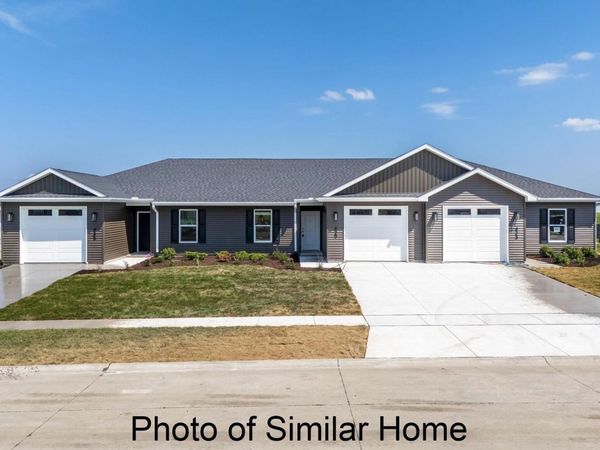 412 N 2ND Avenue, Eldridge, IA 52748