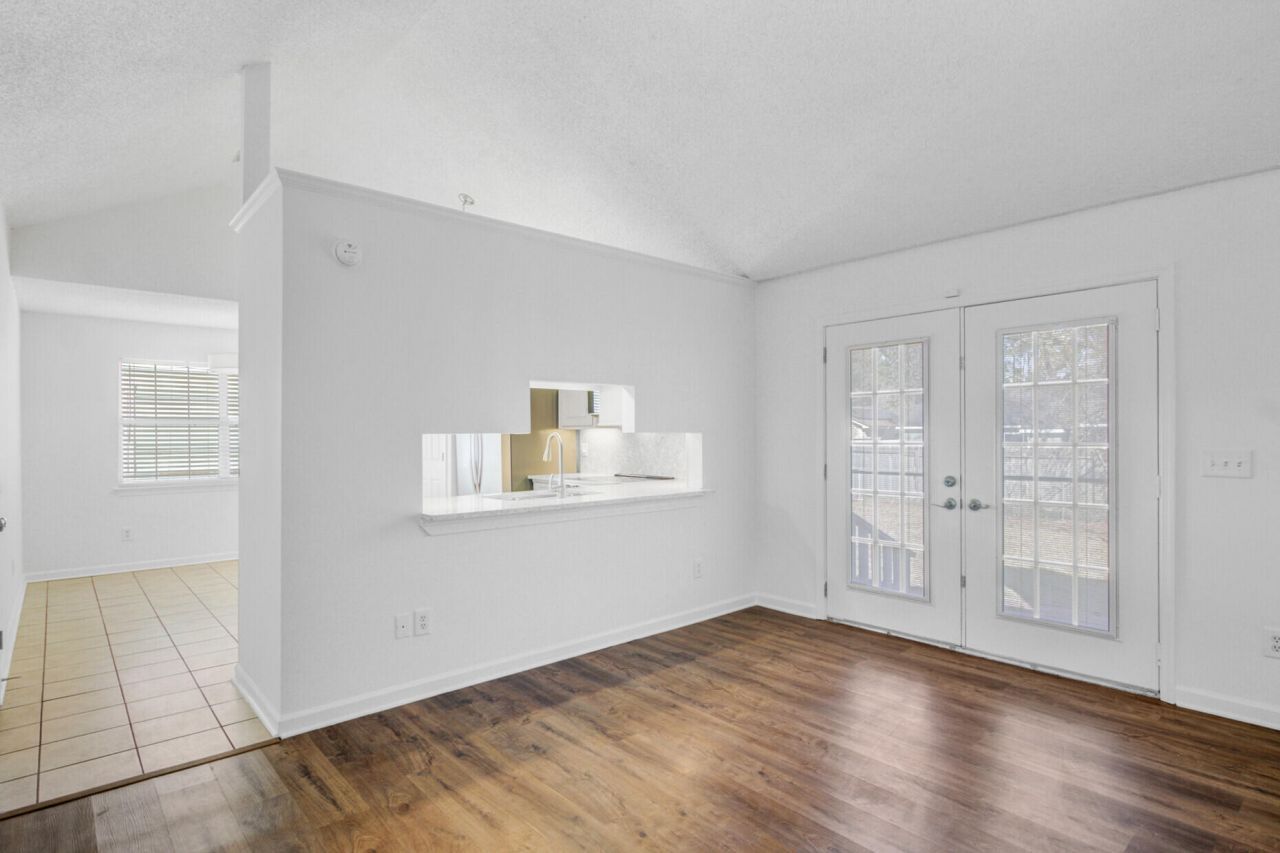 9958 Hallsford Drive Photo 12