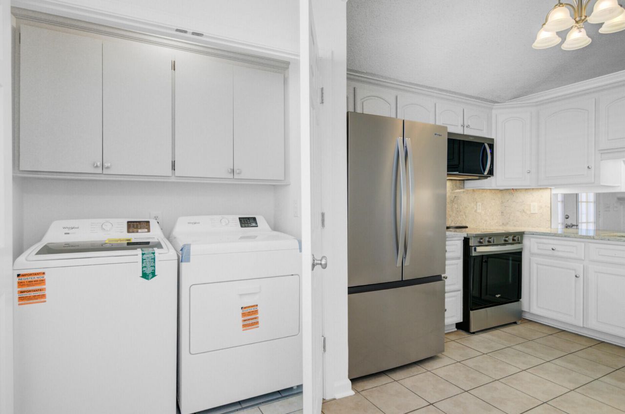 9958 Hallsford Drive Photo 18