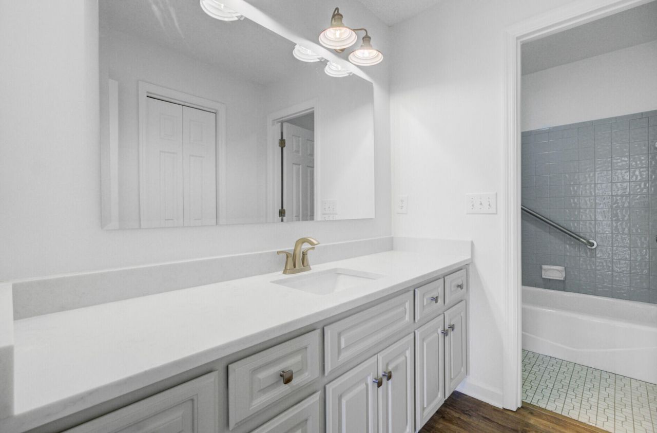 9958 Hallsford Drive Photo 22