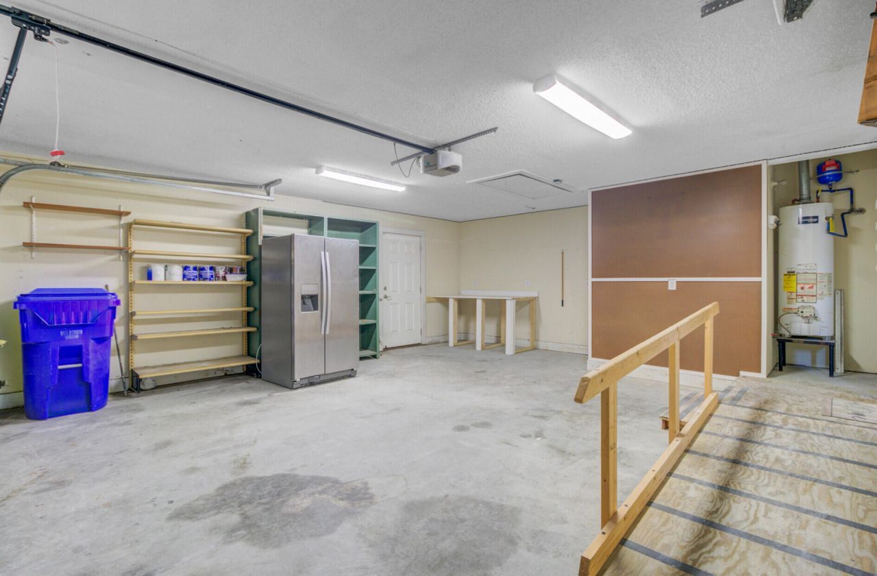 9958 Hallsford Drive Photo 32