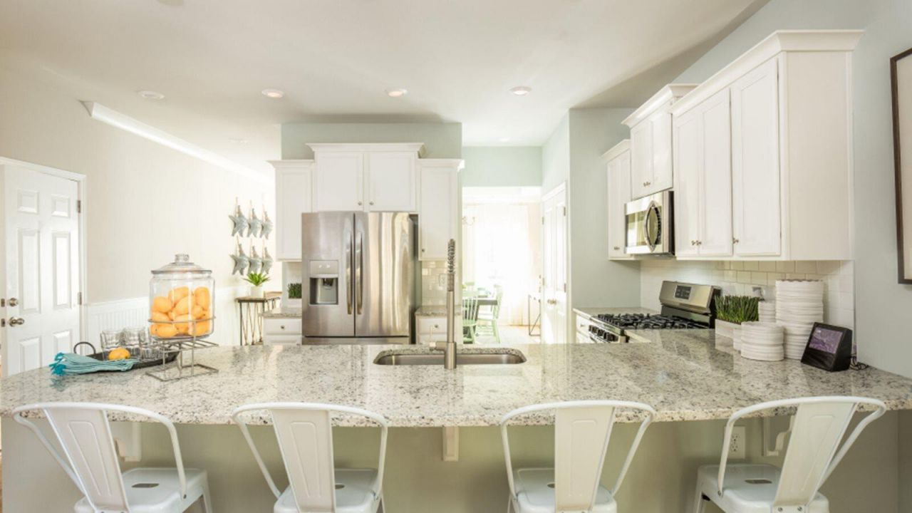 1040 Patagonia Street Photo 4