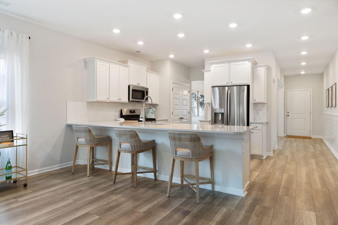 1040 Patagonia Street Photo 6