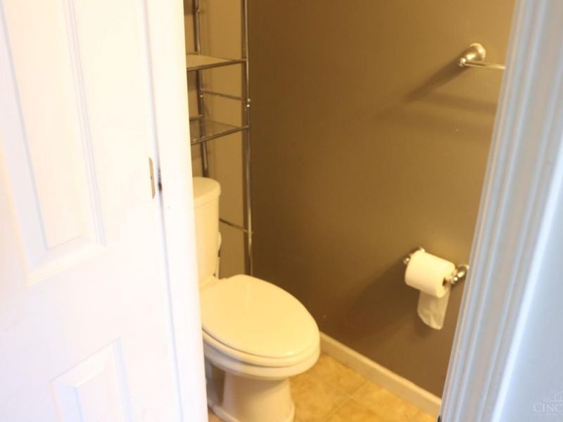 610 Princeton Drive, Trenton, OH 45067 Photo 10