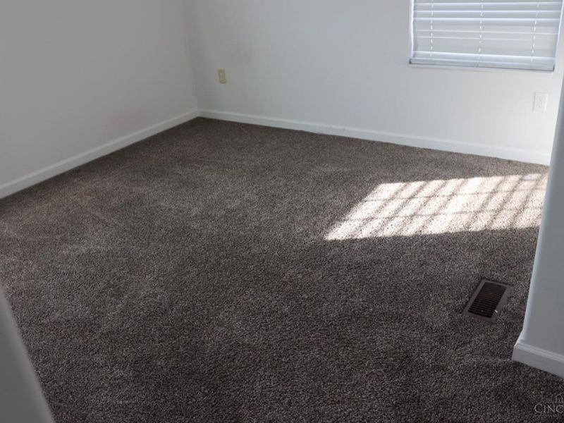 610 Princeton Drive, Trenton, OH 45067 Photo 14