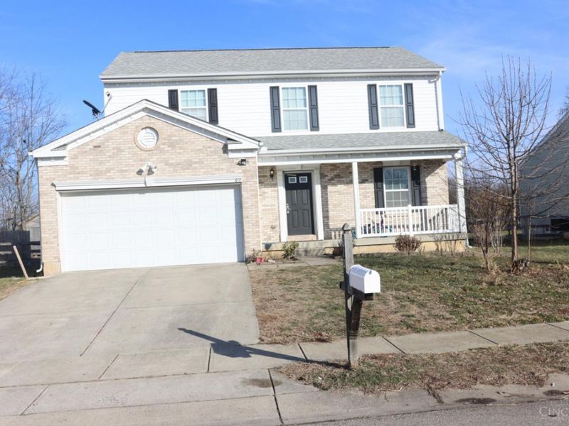 610 Princeton Drive, Trenton, OH 45067 Photo 2