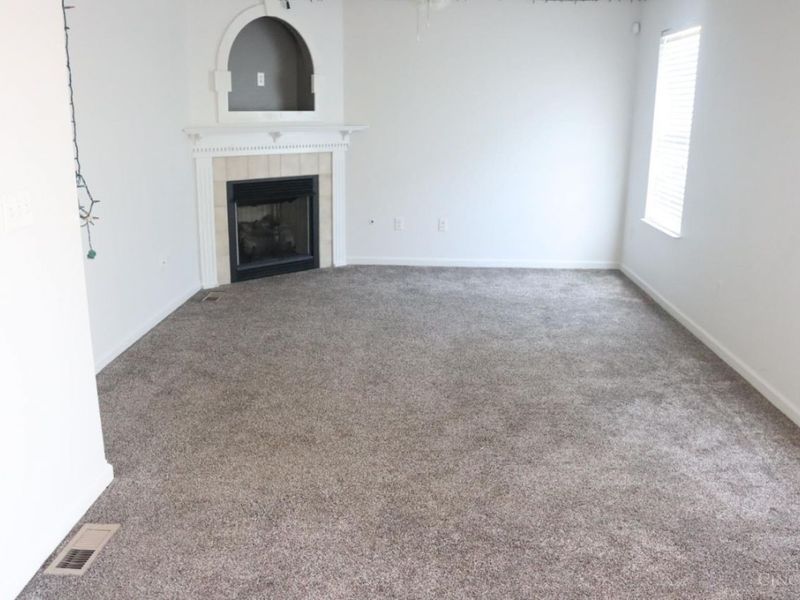 610 Princeton Drive, Trenton, OH 45067 Photo 9