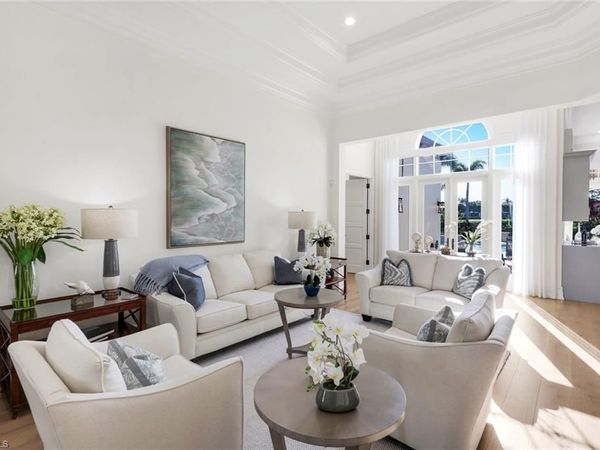 1561 Marsh Wren LN, NAPLES, FL 34105